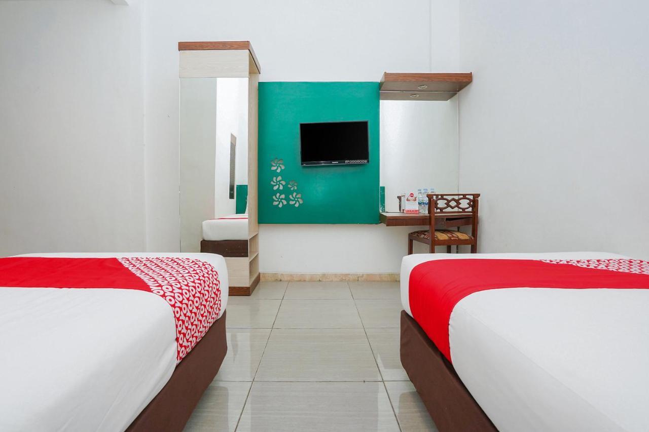 Oyo 231 Hotel Andita Syariah Surabaya Kültér fotó