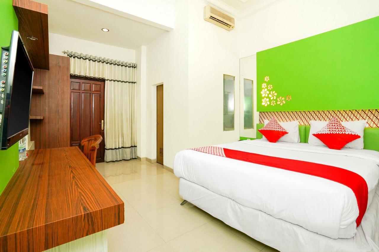 Oyo 231 Hotel Andita Syariah Surabaya Kültér fotó