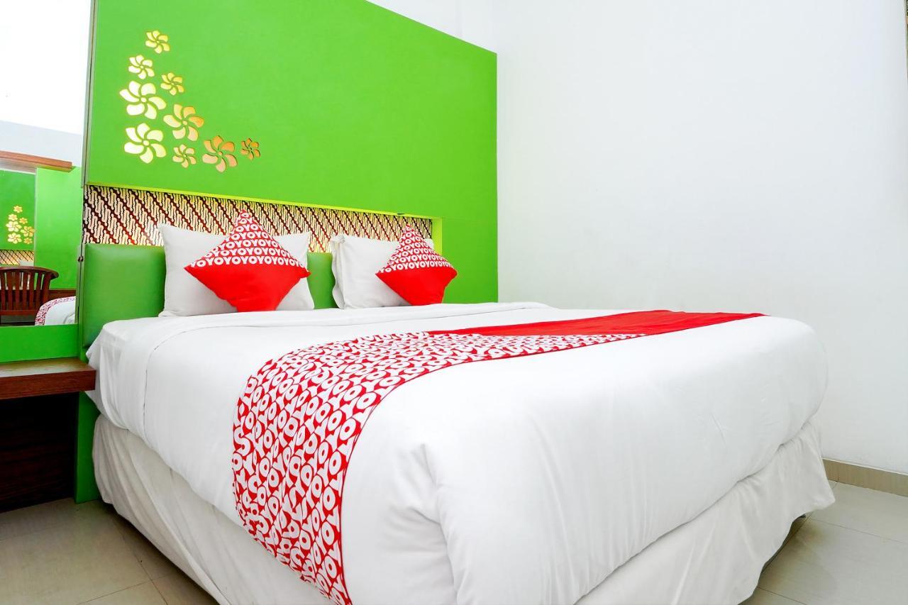 Oyo 231 Hotel Andita Syariah Surabaya Kültér fotó